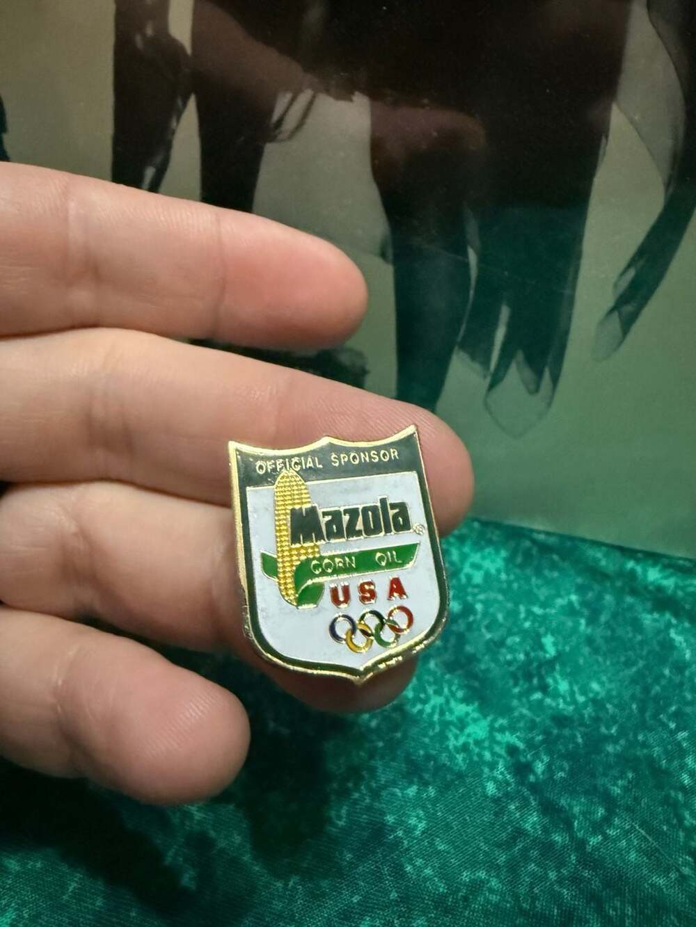 Vintage 1980 Mazola Corn Oil Official Olympic Sponsor Pin